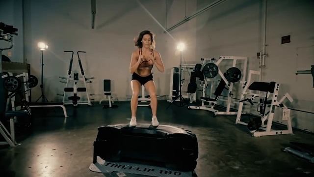 THE ABS COMPANY Tire Flip 180 XL смотреть онлайн