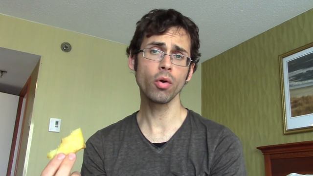 Baby Pineapple Review - Weird Fruit Explorer Ep. 326 смотреть онлайн