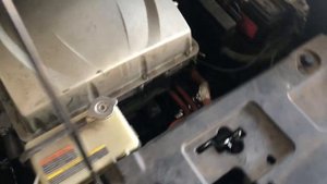 Как проверить что работает компрессор кондиционера на Nissan Leaf 2017
