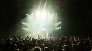 Noize MC & Кирпичи - Бред Сивой Кобылы / Фристайл в поезде