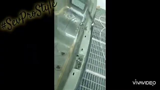 Opel Insignia. Кузовные работы. Покраска. Полировка. Химчистка смотреть онлайн