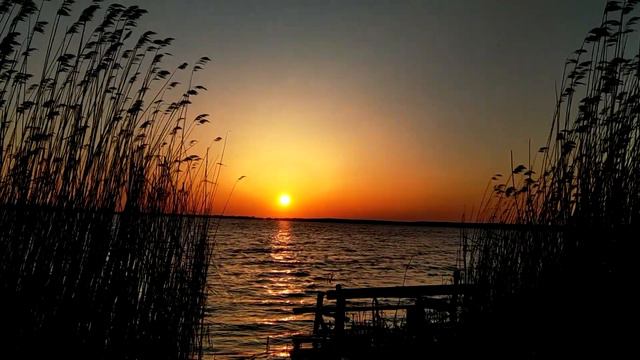 САМЫЙ КРАСИВЫЙ В МИРЕ РАССВЕТ смотреть онлайн