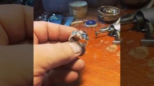 Кольцо- головоломка.