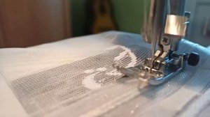 Как работает игла швейной машины, замедленная съёмка.