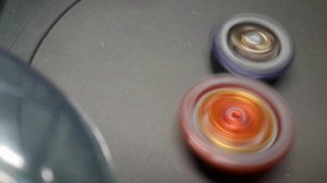 Бейблейд из 3 сезона бейблейд Ревайв Феникс от такара томи обзор и битвы