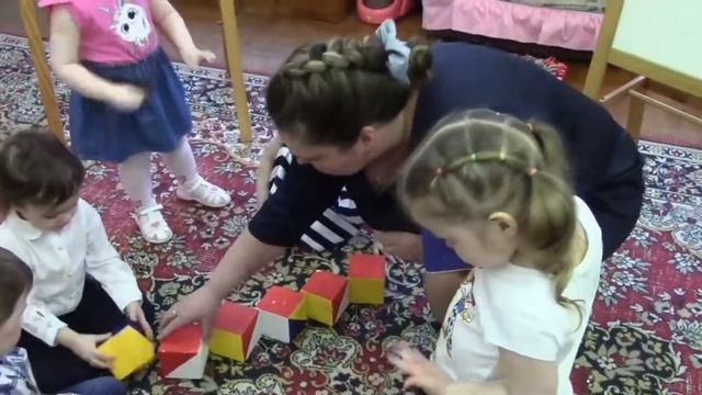 Скороход Е Н  Занятие на тему Работа с кубиками Никитина Саров 2020г смотреть онлайн