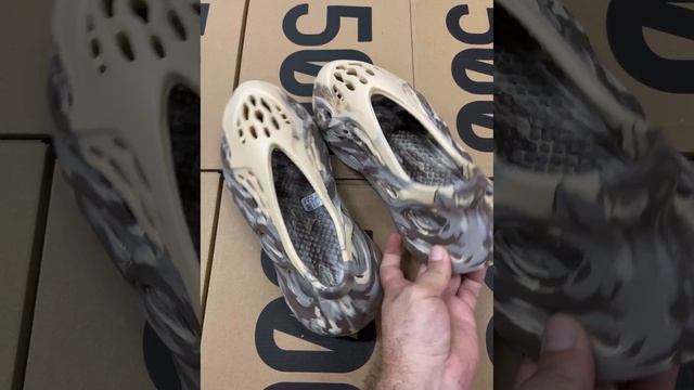 Кроссовки Yeezy Foam Runner MX Cream Clay смотреть онлайн