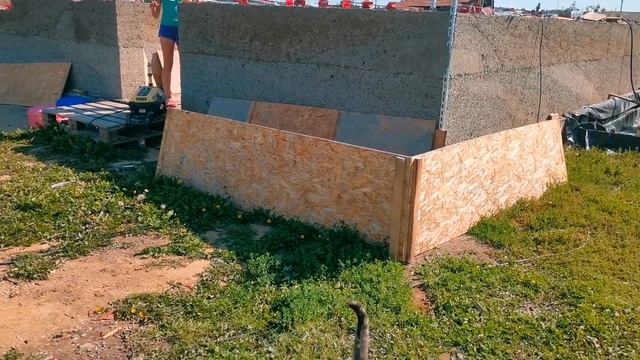 дом из монолитного арболита. 2 ряд готов...? смотреть онлайн