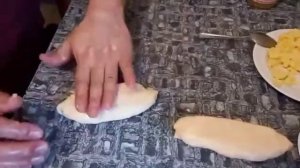 Жареные пирожки с картошкой и сосиской