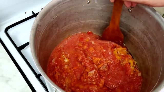 Зимняя заготовка/Такой салат нравится всем..Салат из кабачков с рисом. смотреть онлайн