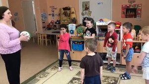 Фрагмент занятия в старшей группе для детей с ТНР( деление слов на слоги)
