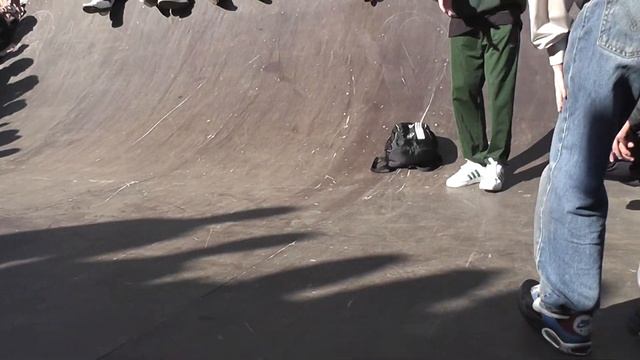 Бибойз в Смоленском скейт парке смотреть онлайн