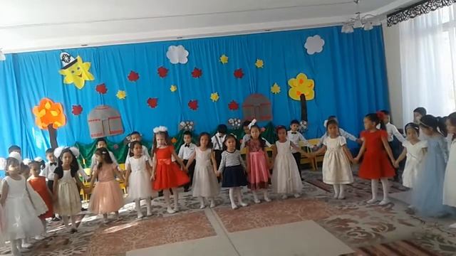 123 садик утриники Аделина(3) смотреть онлайн