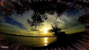 "ДЕВУШКА С ГЛАЗАМИ ЦВЕТА НЕБА,СЧАСТЬЕ С ВОЛОСАМИ ЦВЕТА ЛЬНА" - Валерий Курас