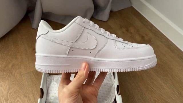 Обзор Nike Air Force 1 Белые смотреть онлайн