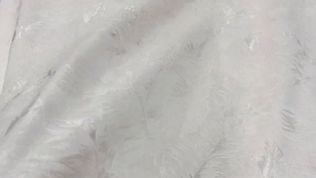 Шторы для гостиной. Двухсторонний Блэкаут молочного цвета