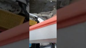 Смена воздушного фильтра reno sandero 1 оригинал фильтр.