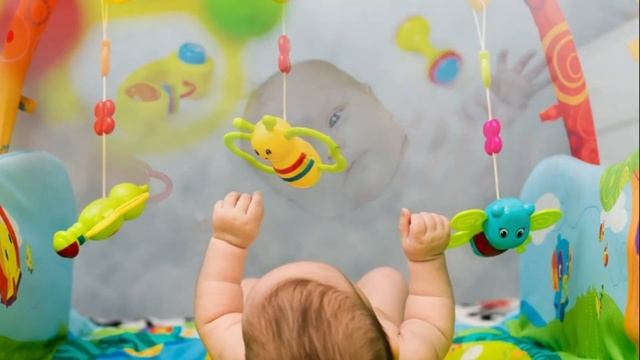 ИГРЫ С МАЛЫШАМИ ПЕРВЫХ МЕСЯЦЕВ ЖИЗНИ | 20 игр для малышей с первых дней жизни смотреть онлайн