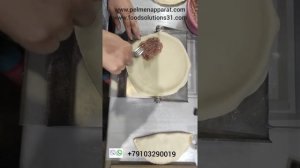 Чебуречница, пресс-форма для лепки чебуреков. На превью кадр из Железный человек