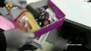 Рейд сотрудников ФСКН в стриптиз-клуб "Зажигалка" в Саратове