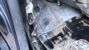 Замена троса открытия багажного отсека Camry 40