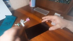 Ставим защитное стекло на Самсунг А32