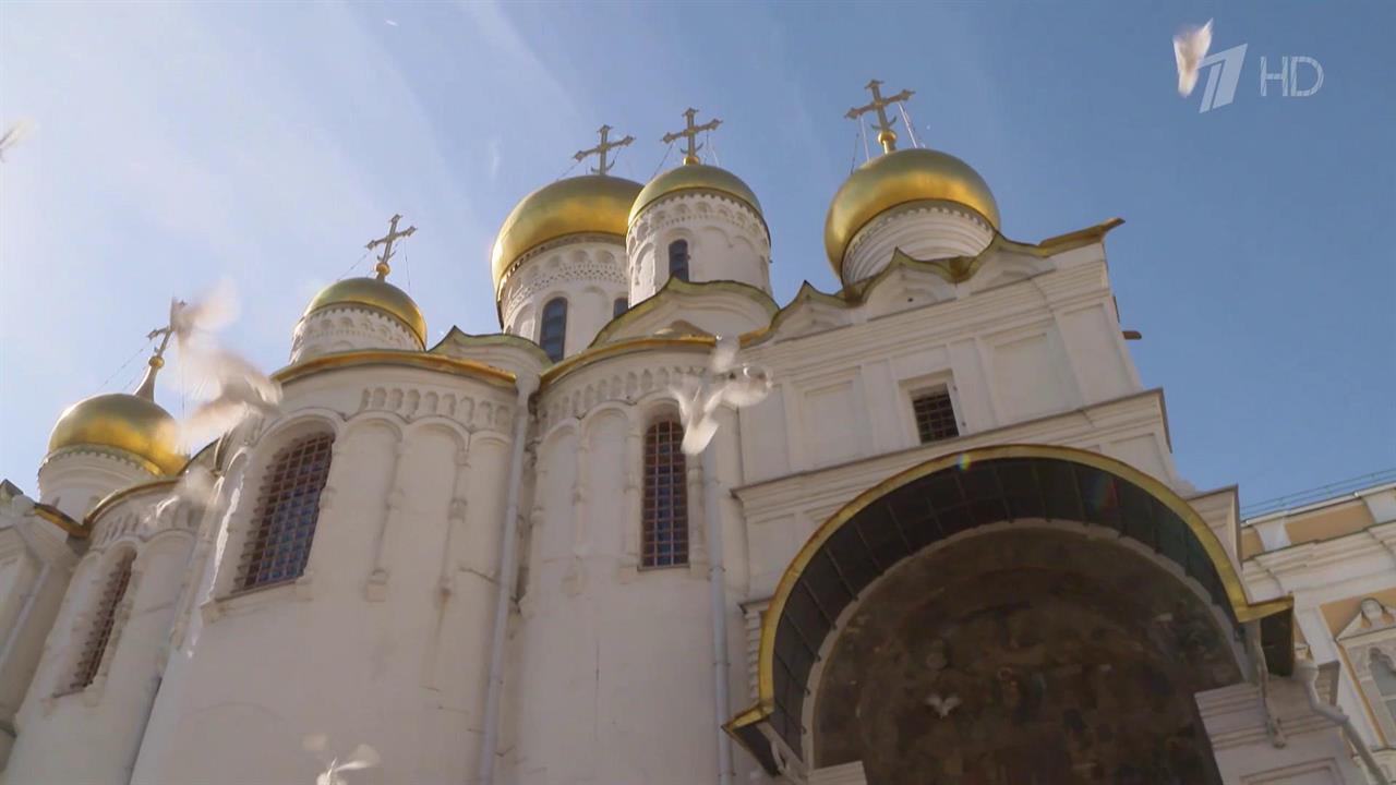 Один из главных церковных праздников отмечают православные