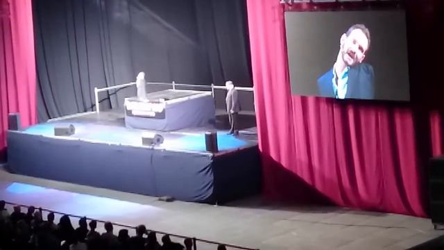 Ник Вуйчич , как Я стал Спикером смотреть онлайн