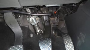 Угонщики даже не связываются, увидев Перехват в вашей машине!.mp4