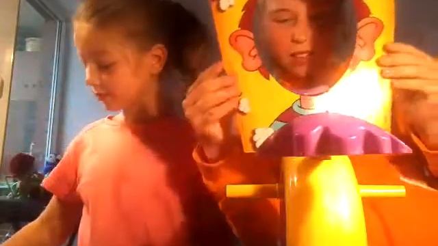 Челенджь пирог в лицо смотреть онлайн