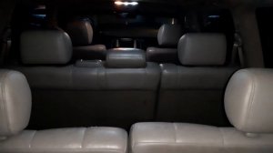 Lexus LX470 - обзор багажника