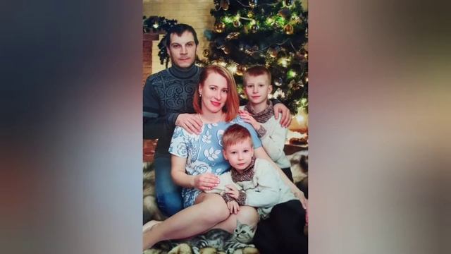 стихотворение МАМА, помнишь что такое детство?