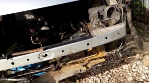 Vivaro Trafic снятие и установка мотора 1.9 DCI F9Q (видео 3)