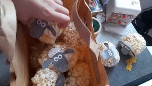 Воскресная школа, урок для детей 2-6 лет,  тема: "Заблудившаяся овечка".?