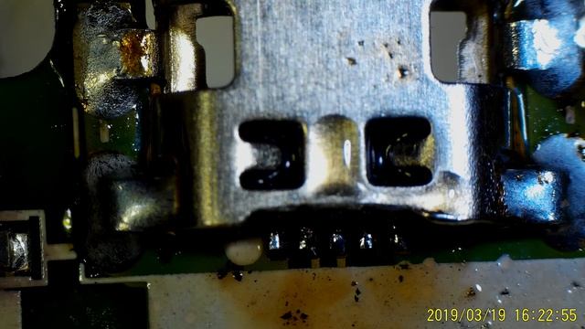 Первая пайка под микроскопом ADSM302 смотреть онлайн