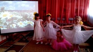 Муса Джалиль «Кызыл ромашка»