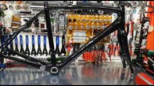 Оклейка защитной плёнкой рамы велосипеда Specialized Rubaix S-Works