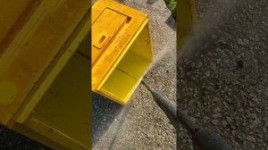 Улей ППУ. Моем корпус мойкой высокого давления.