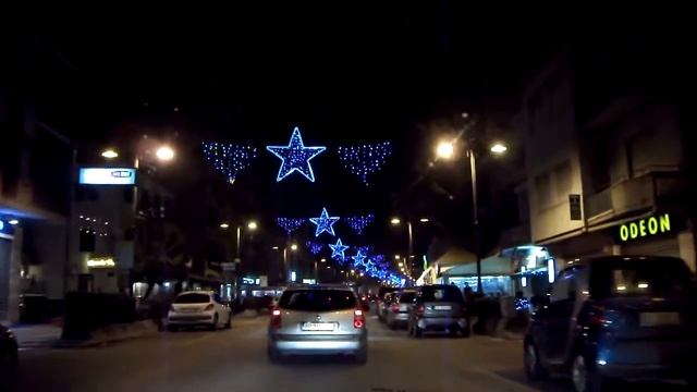 Driving around the streets of Frosinone, Italy the day after Christmas смотреть онлайн