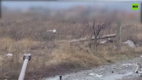 Бронегруппа десантников уничтожила взводный пункт ВСУ на Артёмовском направлении