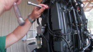 Changing Spark plugs Yamaha 115 four stroke outboard