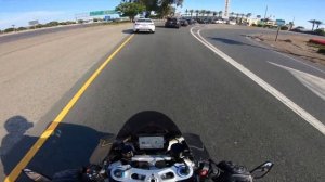 Ducati Panigale V4 vs BMW S1000RR (First Time Racing The V4!)