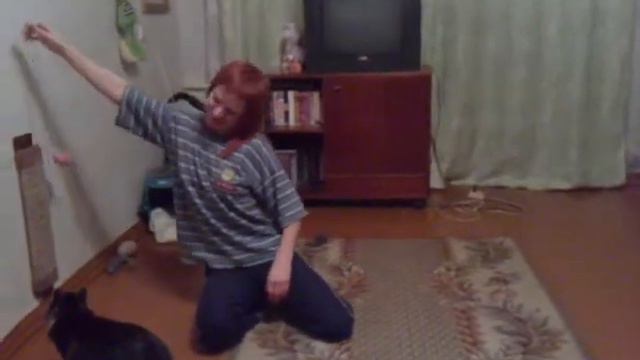 миуш лбом в стенку.MP4 смотреть онлайн