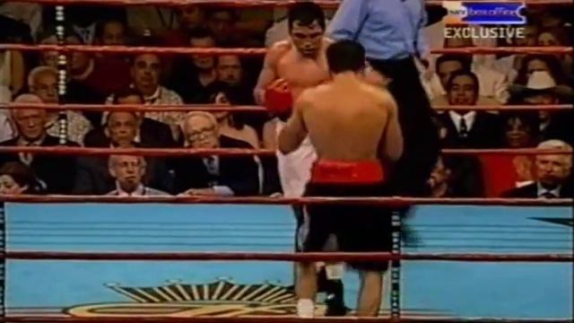 Oscar de la Hoya vs Felix Sturm [3/5] смотреть онлайн