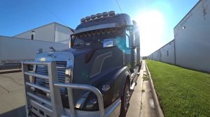 Дальнобой США.. Грузовик на продажу.. Штат Миссури.. I-70 Chrome shop…
