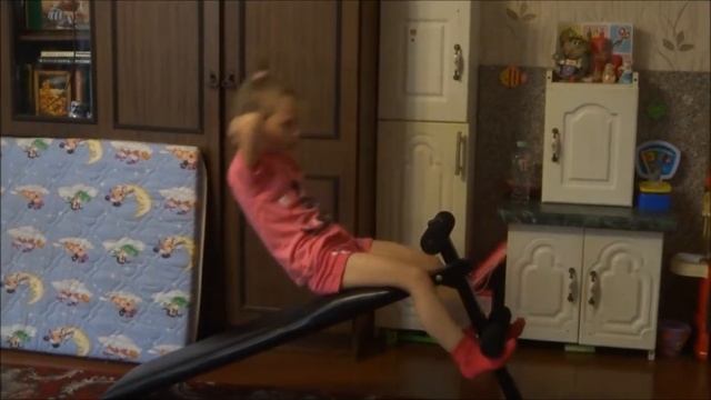 Батут, скакалка, пресс. смотреть онлайн