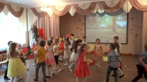 Золотая осень (танец с листьями или вход на праздник)