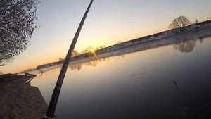 Утренняя рыбалка на СУДАКА! Москва река весной! Ловля СУДАКА на МОСКВЕ РЕКЕ В МАРТЕ!