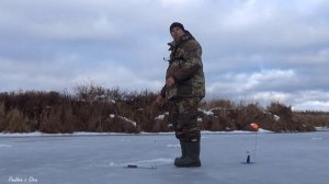 Даже по Эхолоту выставил Жерлицы! Зимняя Рыбалка !