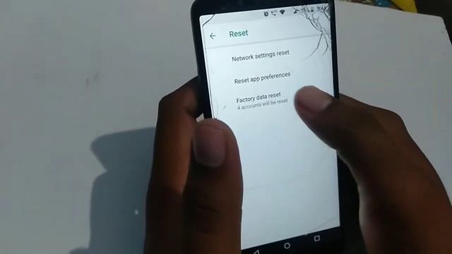 Moto E5/E5 plus Factory reset settings | How to reset android mobile | phone reset kaise kare смотреть онлайн